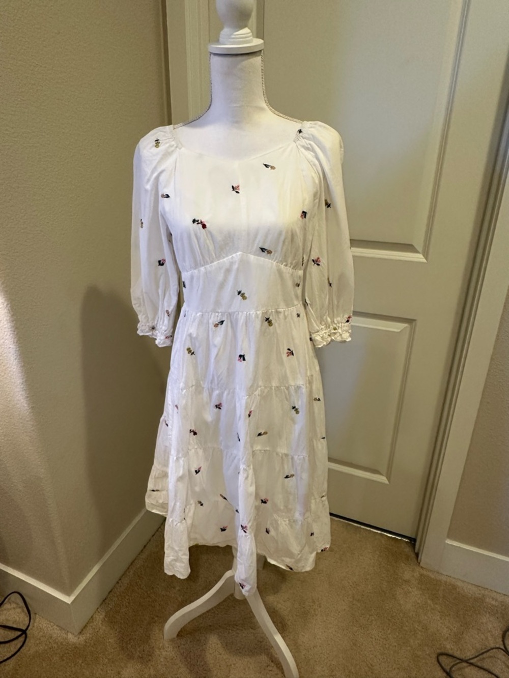 Ivy City Co White Dress with Floral Stitching